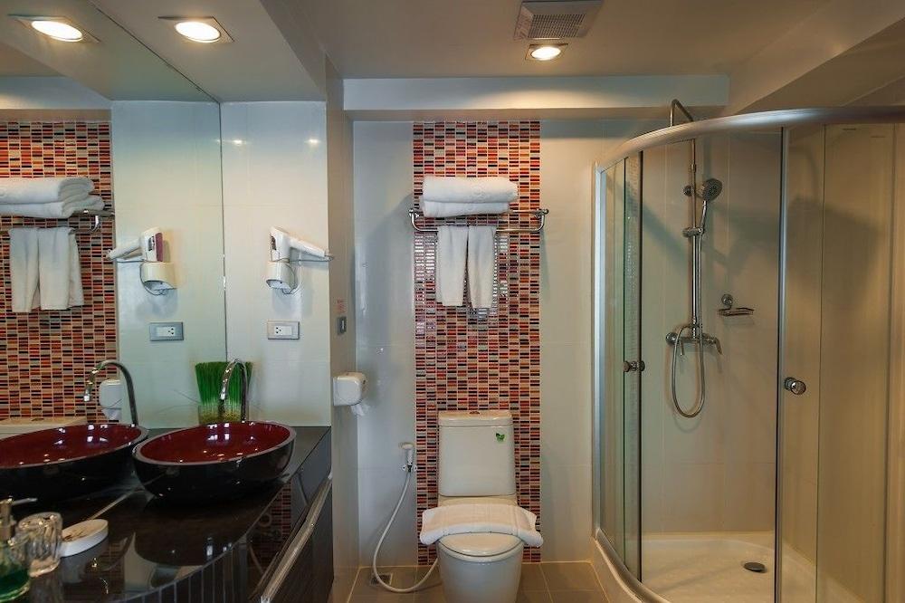 Khon Kaen Hotel Екстериор снимка