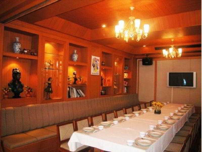Khon Kaen Hotel Екстериор снимка