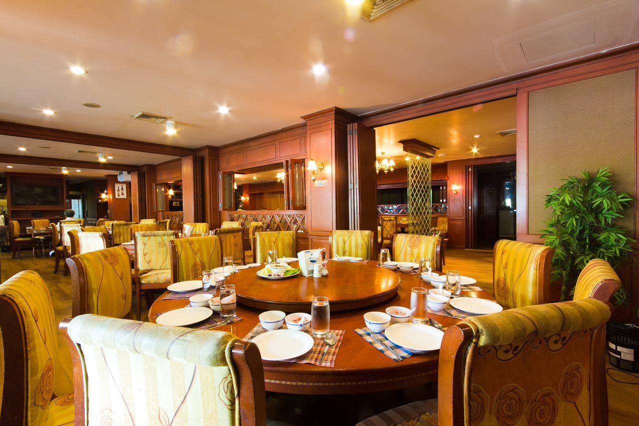 Khon Kaen Hotel Екстериор снимка