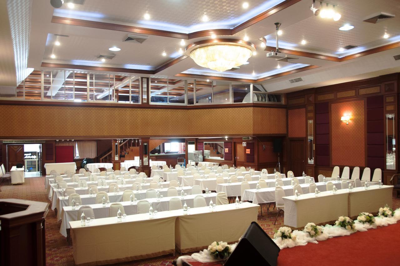 Khon Kaen Hotel Екстериор снимка