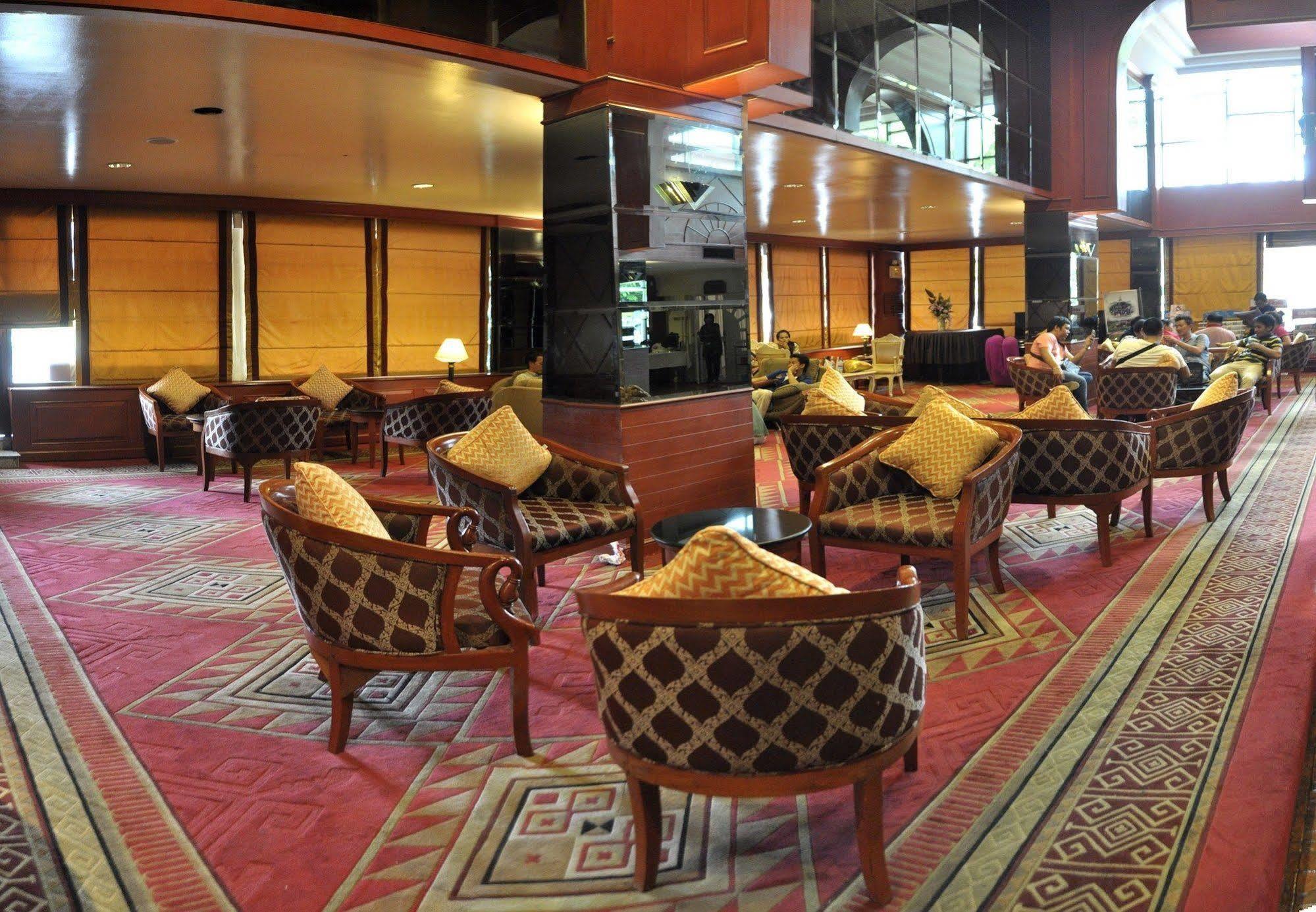 Khon Kaen Hotel Екстериор снимка